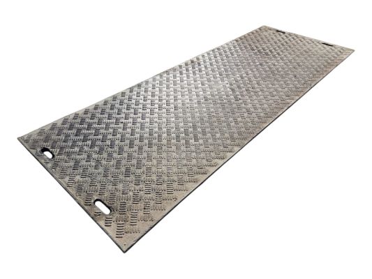 Kunststof rijplaat 300x100x2cm - 1x gebruikt